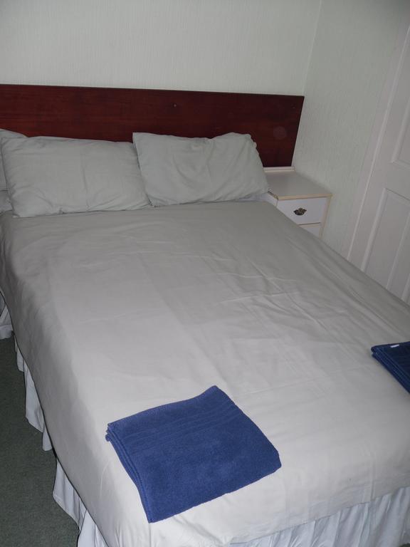 Glevdon Park Hotel Суонси Номер фото